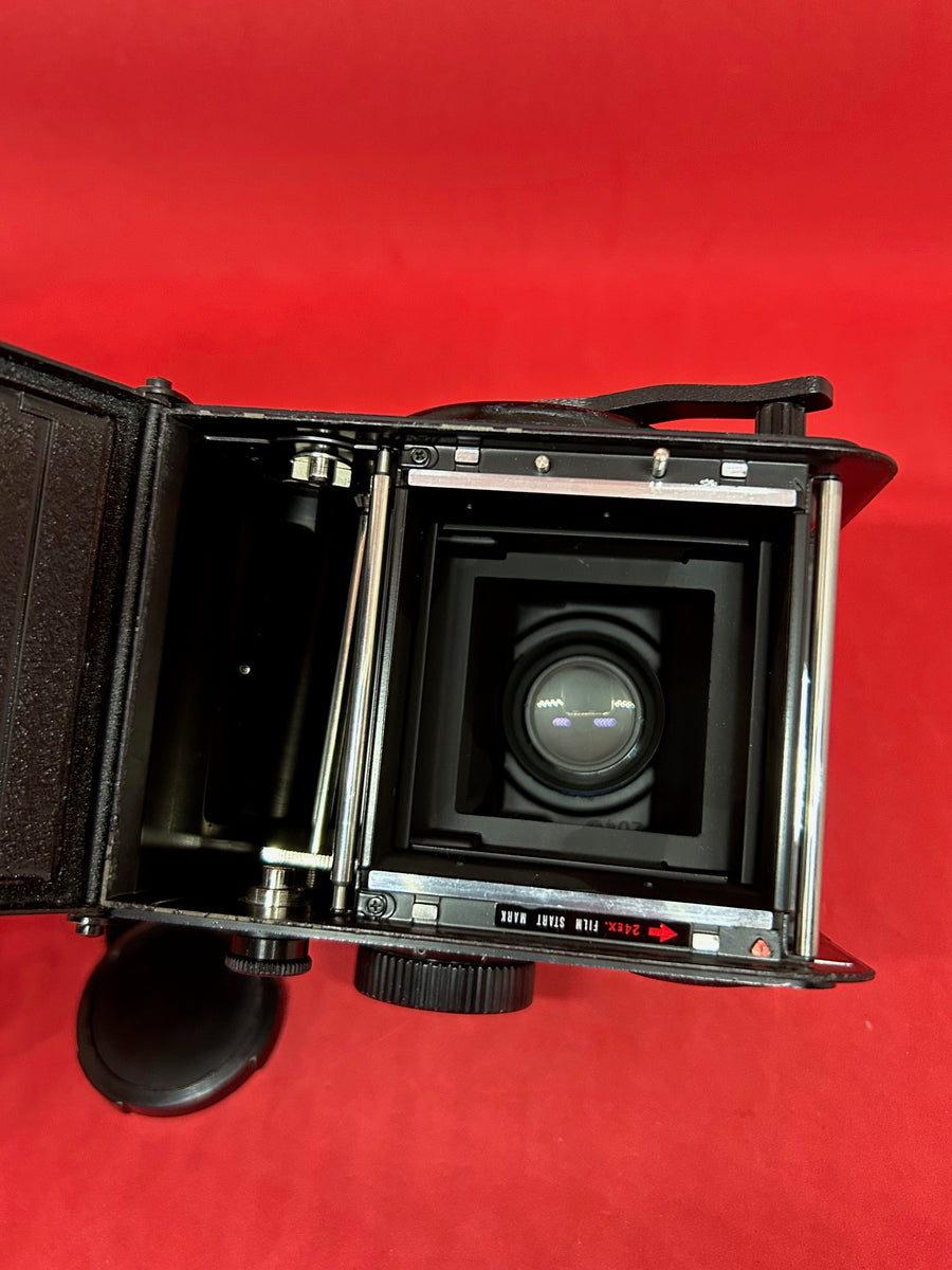 Yashica Mat 124g Yashica Hat Yashica Mat-124G Medium Format TLR