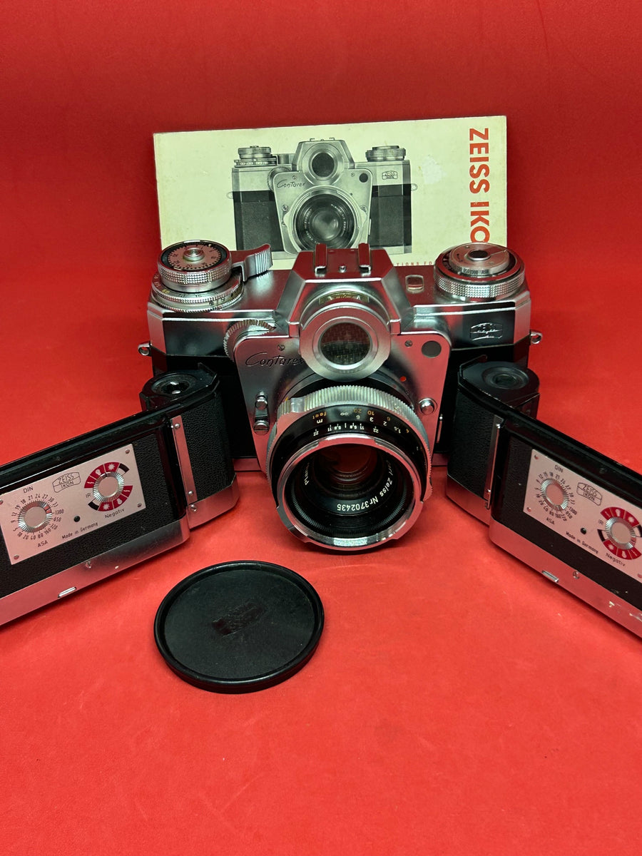Zeiss Ikon Contarex Bullseye with 50mm f/2.0 Planar + 2 Magazine