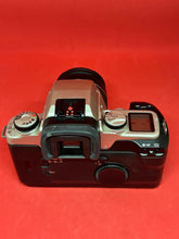 Load image into Gallery viewer, Canon EOS Elan II E With 28-80mm f/4.0-5.6 Auto Focus Lens