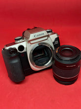 Load image into Gallery viewer, Canon EOS Elan II E With 28-80mm f/4.0-5.6 Auto Focus Lens