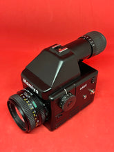 Laden Sie das Bild in den Galerie-Viewer, Mamiya 645 E Camera Outfit with 80MM f2.8 C Lens and 120 Film Insert