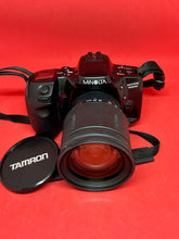 Load image into Gallery viewer, Minolta 400si 35m Film Camera with Tamron 28-200mm Zoom Lens