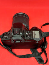 Load image into Gallery viewer, Minolta 400si 35m Film Camera with Tamron 28-200mm Zoom Lens