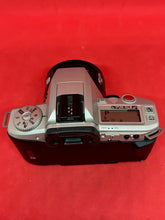 Load image into Gallery viewer, Minolta Maxxum 4 with 500mm f/1.7 Lens