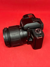 Charger l'image dans la galerie, Minolta Maxxum 70 35mm Aoto-Focus Film Camera