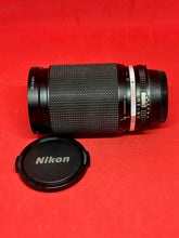 Load image into Gallery viewer, Nikon 35-135mm f/3.5-4.5 Zoom-NIKKOR Macro AIS Manual Lens