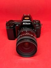 将图片加载到图库查看器，Nikon 8008 with Nikkor 28-85mm AF Zoom Lens