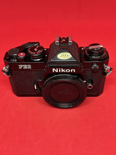 Laden Sie das Bild in den Galerie-Viewer, Nikon FE2 Black Body Only