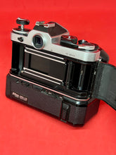 将图片加载到图库查看器，Nikon FE Chrome Body with MD-12 Motor Drive