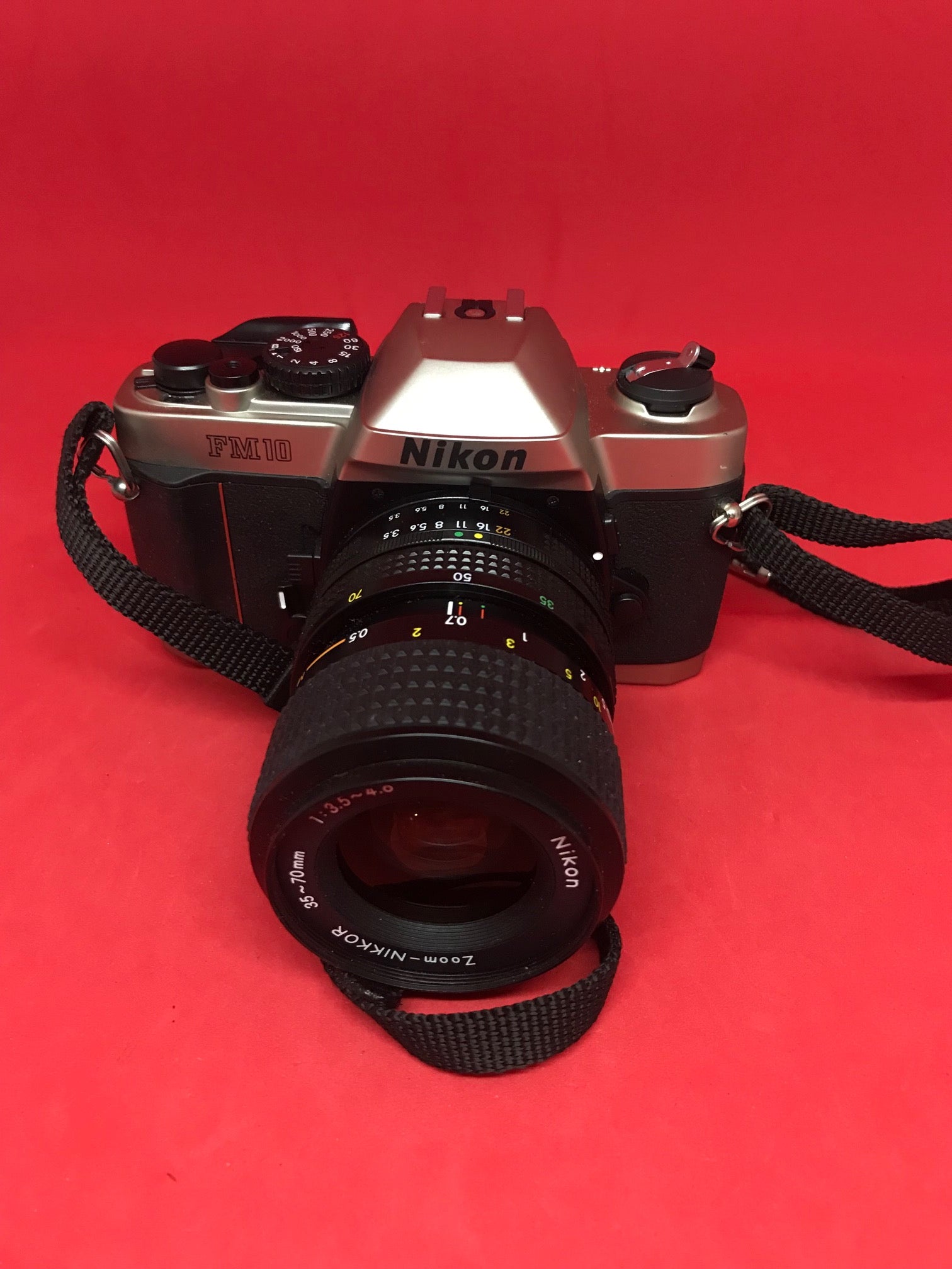 Nikon FM10 with Nikkor 35-70mm f/3.5-4.8 Zoom Lens – Lincoln