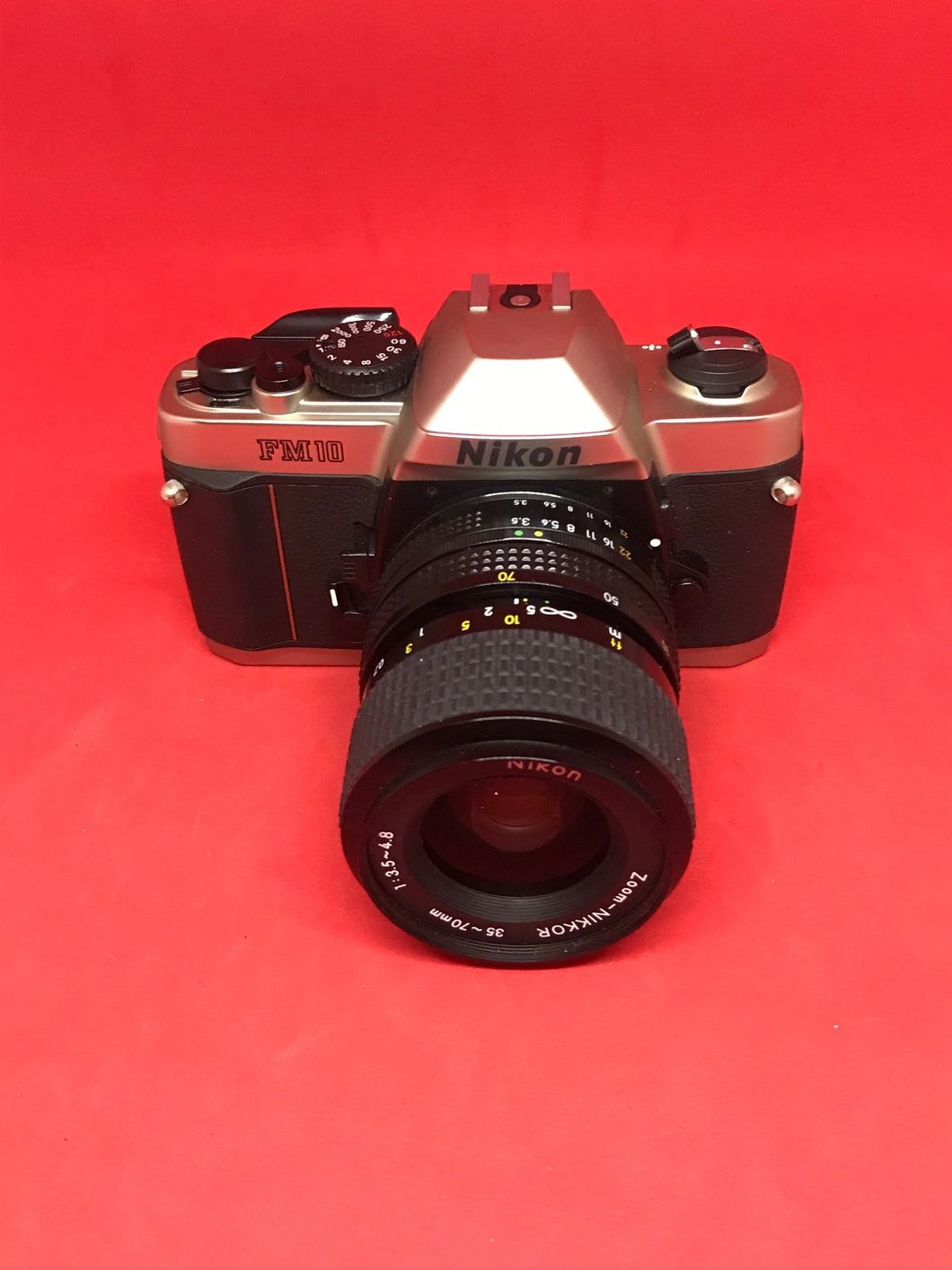Nikon FM10 with Nikkor 35-70mm f/3.5-4.8 Zoom Lens 
