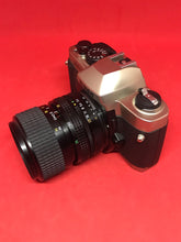 画像をギャラリービューアに読み込む, Nikon FM10 with Nikkor 35-70mm f/3.5-4.8 Zoom Lens