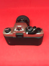 画像をギャラリービューアに読み込む, Nikon FM10 with Nikkor 35-70mm f/3.5-4.8 Zoom Lens