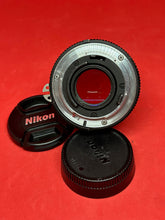Charger l&#39;image dans la galerie, Nikon 35mm f/2 NIkkor AIS Manual Focus Lens