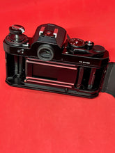 Charger l'image dans la galerie, Nikon FE Black With 50mm f/1.4 Lens