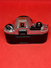 Laden Sie das Bild in den Galerie-Viewer, Nikon FG 35mm Film Camera with 50mm f/1.8 "E" Lens