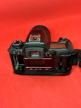 Load image into Gallery viewer, Nikon N80 with Nikkor 28mm-80mm f/3.5-5.6D ZoomLens