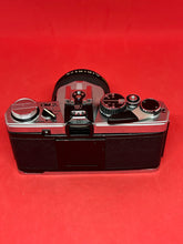 将图片加载到图库查看器，Olympus OM 2n with 50mm f/1.4 Lens