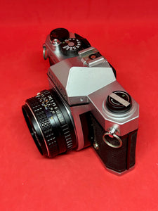 Pentax K1000 with 50mm f/2.0 Lens