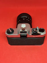 Load image into Gallery viewer, Pentax K1000 with Takumar 28-80mm Zoom Lens