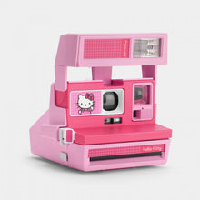 将图片加载到图库查看器，Retrospekt Polaroid 600 Hello Kitty Perfectly Pink Instant Film Camera