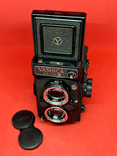 Yashica Mat-124G  Medium Format TLR Camera