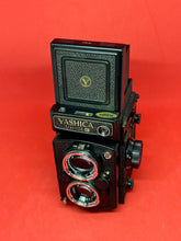 画像をギャラリービューアに読み込む, Yashica Mat 124G Medium Format TLR Camera