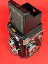 Load image into Gallery viewer, Yashica Mat  124 SOLD AS IS