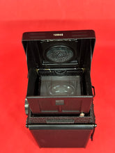 Load image into Gallery viewer, Yashica Mat 124 Medium Format TLR Camera
