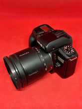 Load image into Gallery viewer, Minolta Maxxum 70 with Tanron 28-200mm AF Lens