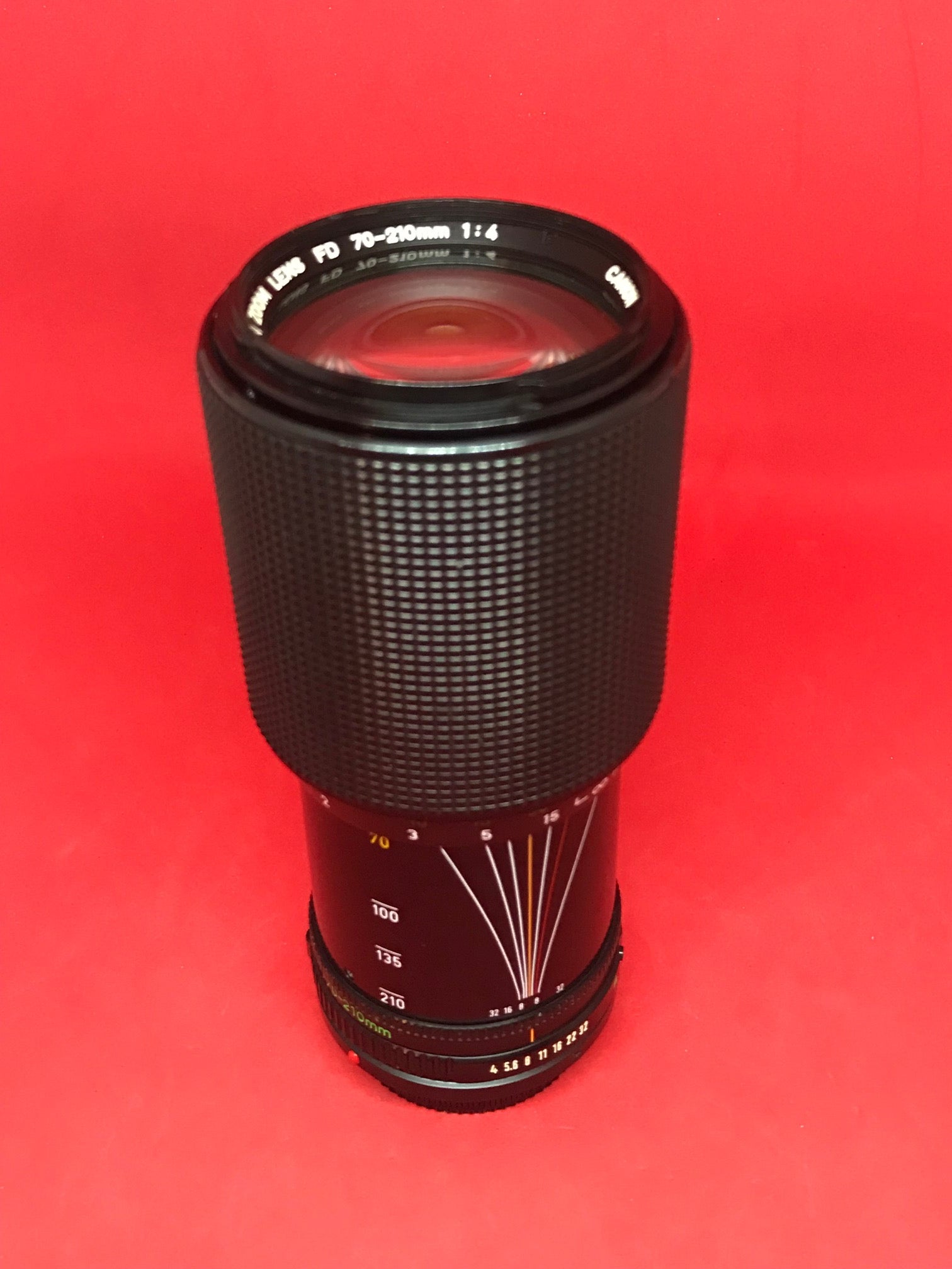 CANON ZOOM LENS FD 70-210mm F4 Canon FD 70-210mm Mini Museum Mount