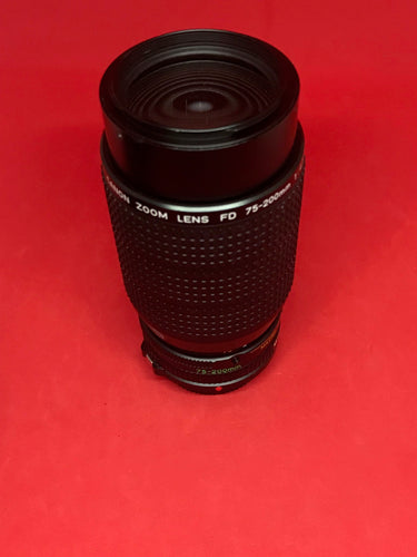 Canon 75-200mm F/4.5 Macro FD