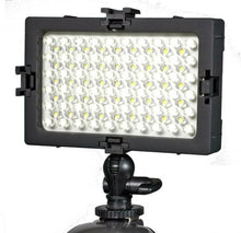 将图片加载到图库查看器，Dotline 110 LED Video and DSLR Light