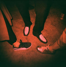 将图片加载到图库查看器，Holga 120GCFN Camera - Black