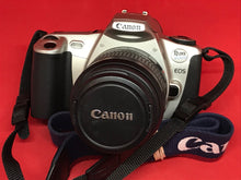 将图片加载到图库查看器，Canon EOS Rebel 2000 with 28-80mm f/4.0-5.6 II Zoom Lens 35mm Film Camera