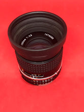 将图片加载到图库查看器，Nikon Nikkor 100mm f/2.8 Series E AIS Manual Focus Lens