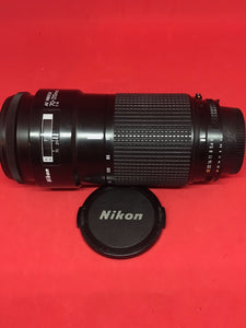 Nikon AF Nikkor 70-210mm F/4 Macro Autofocus Lens