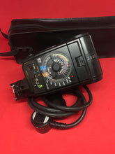 将图片加载到图库查看器，Nikon SB-16A Speedlight Flash F3, Case, SC-14 Cord