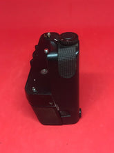 Laden Sie das Bild in den Galerie-Viewer, Nikon MD-4 Motor Drive for F3