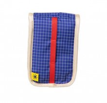 将图片加载到图库查看器，Moment Long Weekend Camera Pouch - Creme Multi